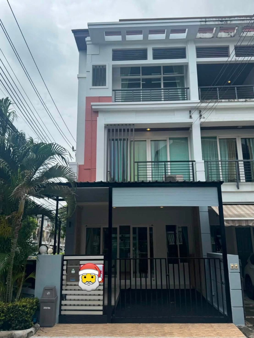 🏡 ให้เช่า ทาวน์โฮม 3 ชั้น หลังมุม บ้านกลางเมือง เออร์บาเนี่ยน พระราม 9 – ลาดพร้าว 3 ห้องนอน 3 ห้องน้ำ บ้านหลังมุม บรรยากาศโปร่ง โล่ง เป็นส่วนตัว