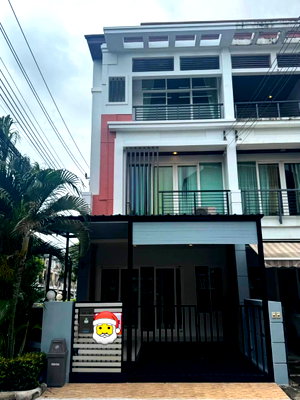 เช่าทาวน์โฮม ถนนประชาอุทิศ ห้วยขวาง : 🏡 ให้เช่า ทาวน์โฮม 3 ชั้น หลังมุม บ้านกลางเมือง เออร์บาเนี่ยน พระราม 9 – ลาดพร้าว 3 ห้องนอน 3 ห้องน้ำ บ้านหลังมุม บรรยากาศโปร่ง โล่ง เป็นส่วนตัว