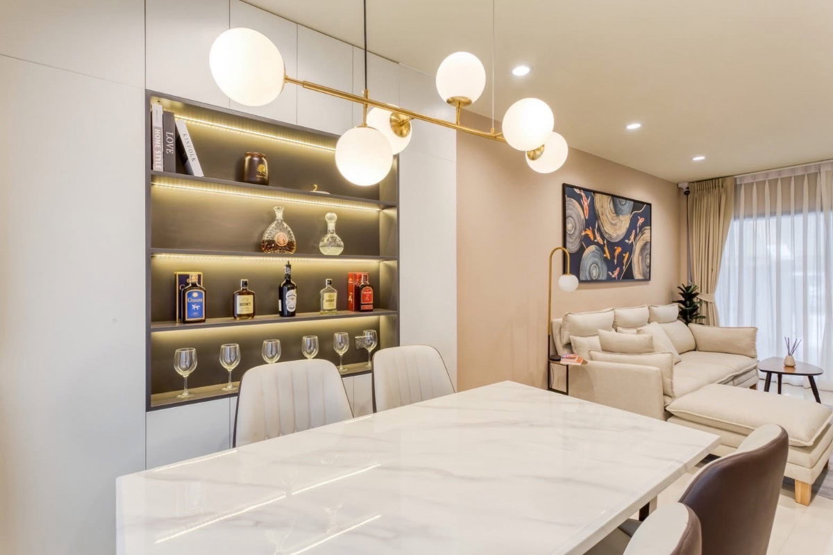 รูป 🏡 ให้เช่า ทาวน์โฮม 3 ชั้น โครงการ Plume วัชรพล–เอกมัย 2 ห้องนอน 3 ห้องน้ำ บ้านสวย เฟอร์นิเจอร์ครบ พร้อมเข้าอยู่ • ไม่อนุญาตให้เลี้ยงสัตว์ - รูปที่ 6/13