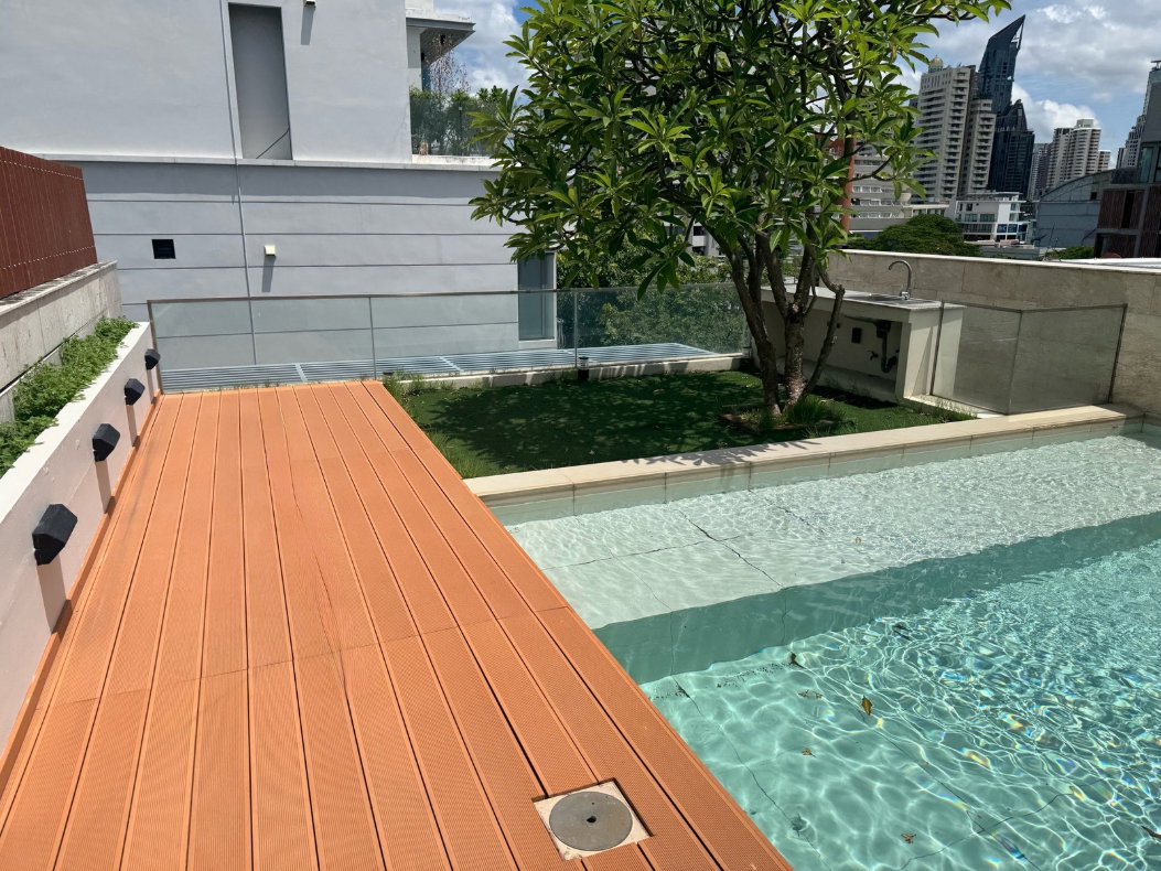 Private swimming pool, 5-story Luxury townhome, 349 Residence, 3 bedrooms, 3 parking spaces, near international school.