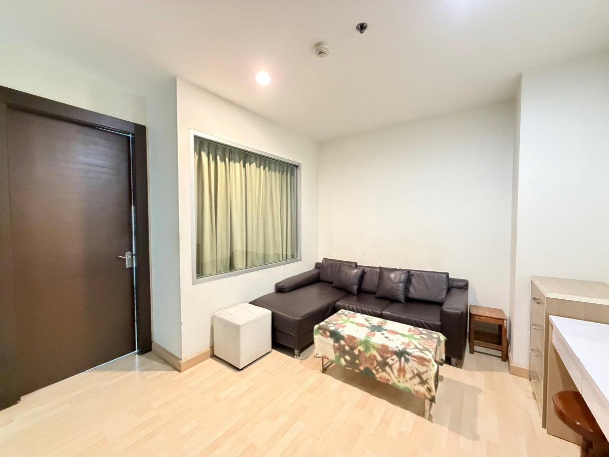 picture For Rent✨𝐑𝐡𝐲𝐭𝐡𝐦 - 𝐑𝐚𝐭𝐜𝐡𝐚𝐝𝐚✨ 1 Bedroom 1 Bathroom : 37 Sq.m., Corner Unit MRT-Ratchadapisek - 5/10