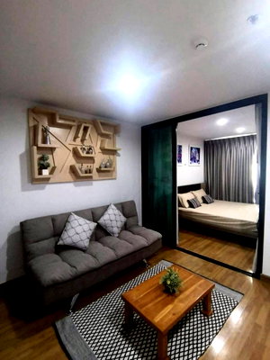 Condos for rent : Regent home 18 chaengwattana-laksi 