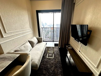 Condos for rent : Condo for RENT : Park Origin Thonglor  𝐒𝐢𝐳𝐞 : 30.34 sqm.1 Bed /1 Bath/City view  𝐅𝐥𝐨𝐨𝐫 : 38th  Building : B  Fully furnished