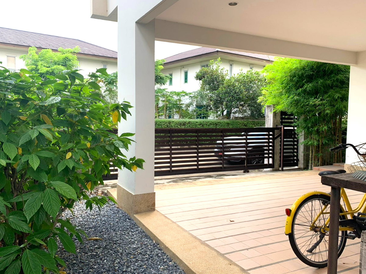 รูป บ้านเดี่ยวหลังใหญ่ 90 ตร.วา ตกแต่งบิวท์อินทั้งหลัง พร้อมเข้าอยู่!  หมู่บ้านเดอะเวอรีเดียน โฮม กาญจนาภิเษก ทำเลติดถนนใหญ่ - รูปที่ 3/23