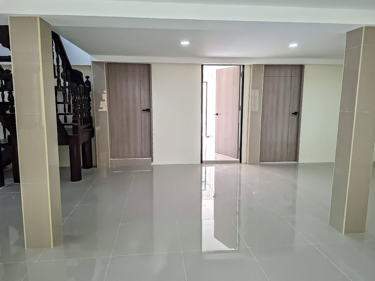 รูป House for Sale Khao Noi East Pattaya 4 Bedroom 2 Storey - รูปที่ 1/17