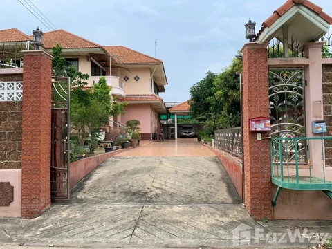 5 Bedroom House for sale in Sala Thammasop, Bangkok  1796772