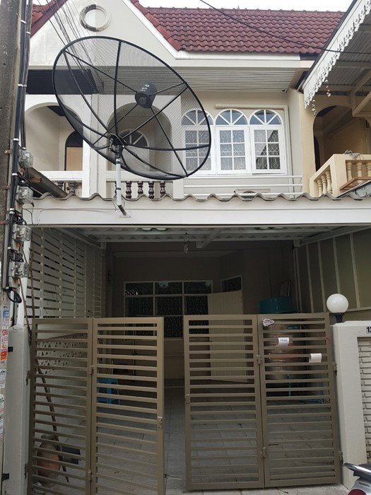 รูป ให้เช่าทาวน์เฮาส์ 2 ชั้น ลาดพร้าว 87 ใกล้ถนนลาดพร้าว พร้อมอยู่  - รูปที่ 1/10