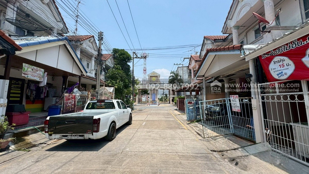 รูป ขายทาวน์เฮ้าส์ 2 ชั้น หมู่บ้านกานดา กม.23 พระราม2-นาดี พื้นที่ 20 ตรว. ราคาถูกที่สุดในโครงการนี้แล้ว ขายเพียง 1.4 ล้านบาท ใกล้เซ็นทรัล มหาชัย - รูปที่ 8/9