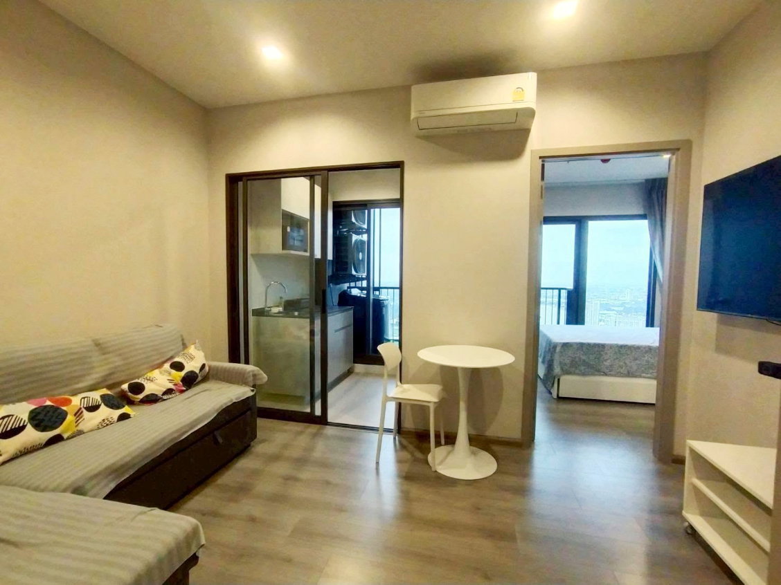 รูป คอนโดให้เช่า The Politan Aqua (ชั้น54 วิวแม่น้ำสวยมาก!!!) ห้องนอนปูนกั้น!!! - รูปที่ 1/7