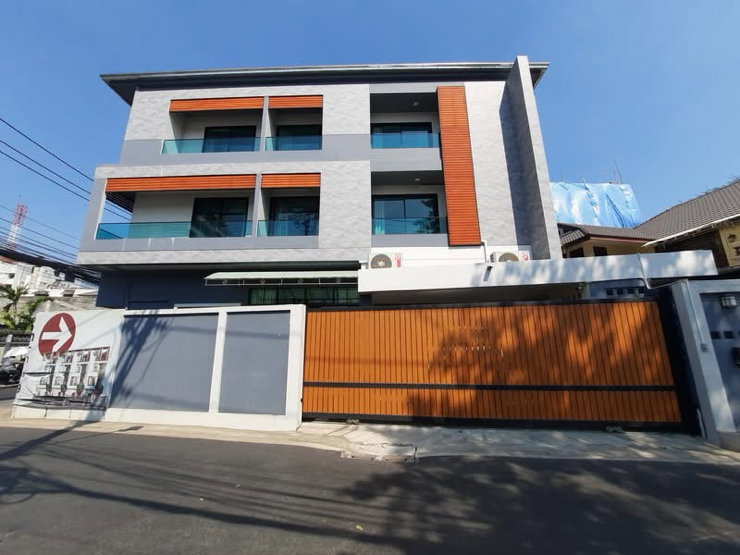 picture 🏢 Home Office near MRT Sutthisan - 1/12