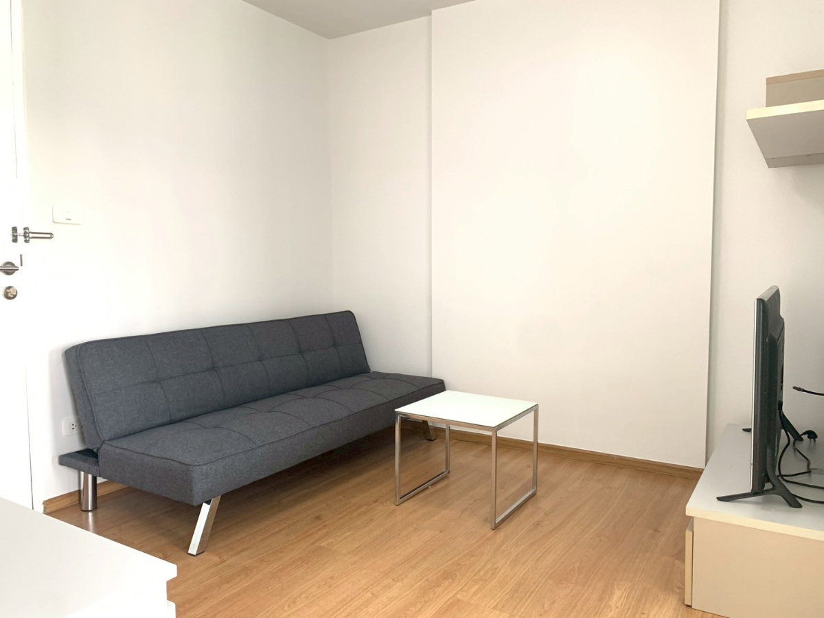 picture Condo for rent, D condo Ramkhamhaeng conner room ready to move - 3/12