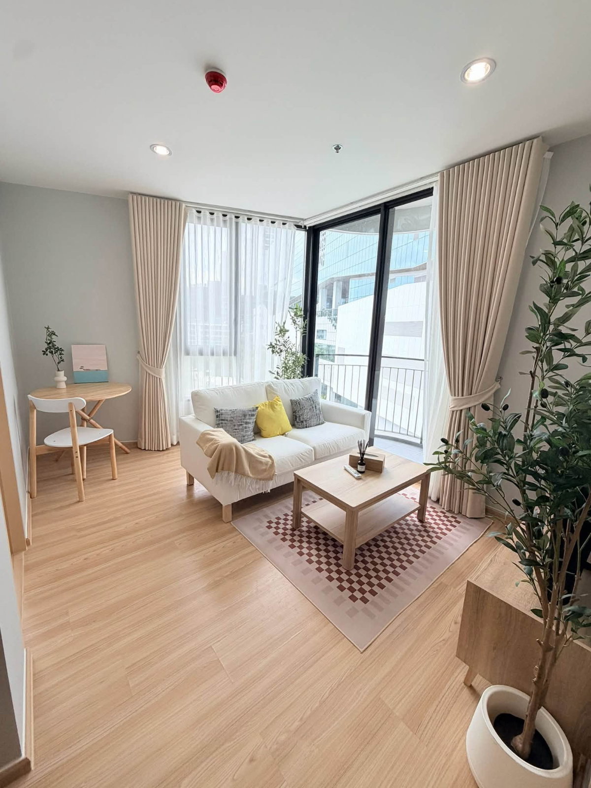ให้เช่าคอนโด Skyrise Avenue Sukhumvit 64 ห้องใหม่ พร้อมเข้าอยู่