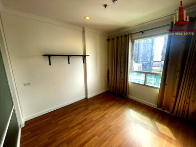 Condos for sale New Petchburi Road Bangkok : ✨ For Sale:  Lumpini Place Rama IX - Ratchada Condo ✨💰 Only 2,890,000 THB