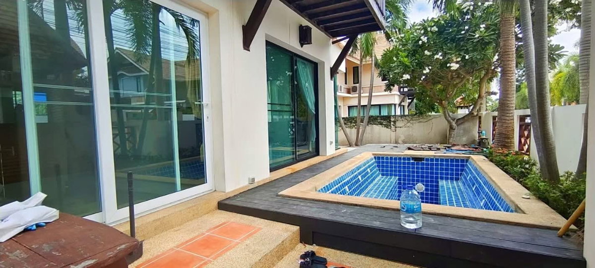 picture House in the best location in Central Pattaya - 2/13