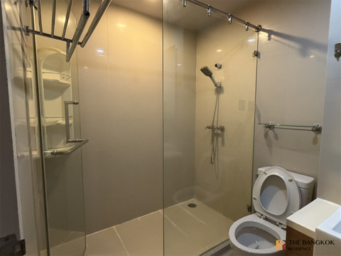 Special Unit, Stunning Views Hive Taksin near BTS Wongwian Yai