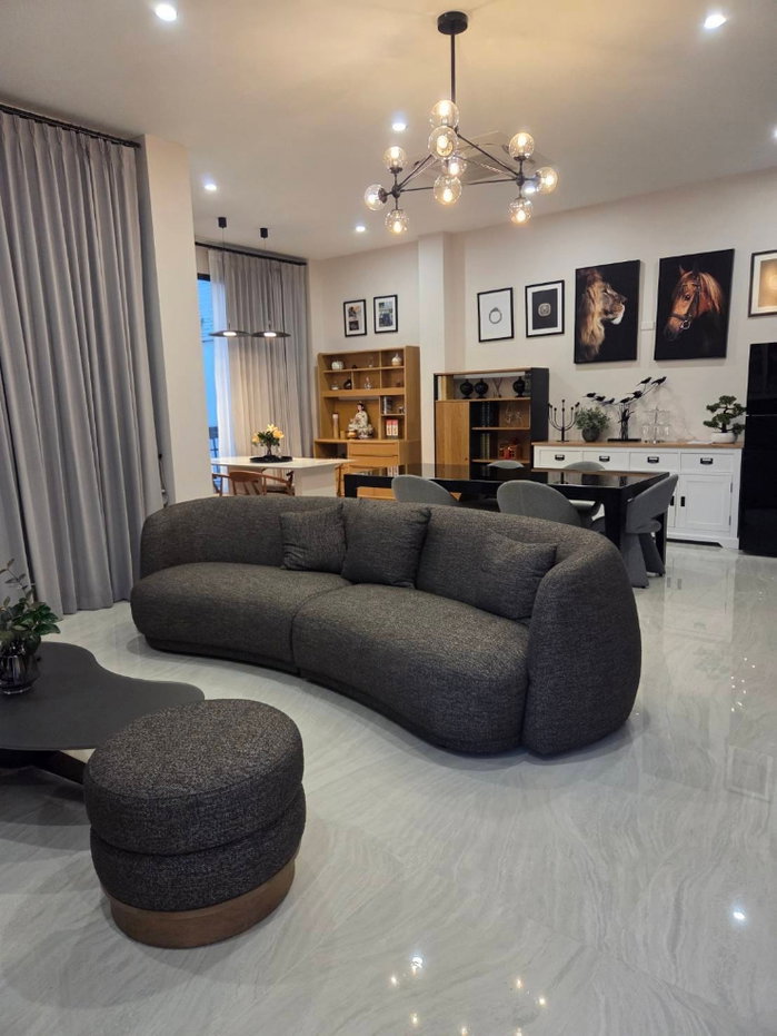 รูป ให้เช่าบ้านเดี่ยวสไตล์ Private Pool Villa 3 ชั้น ระดับ Super Luxury - รูปที่ 3/18