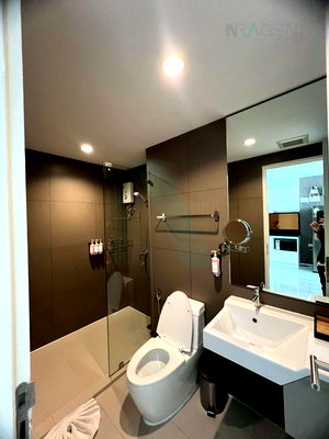 Condos for sale : 📌 For Sell Condo UP EKAMAI Building 1, Floor 24,2 bed room, Room size 59 sqm