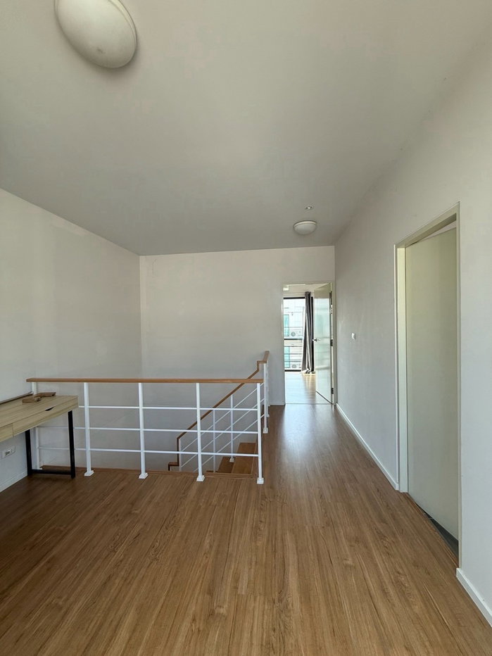 รูป 🏡 ให้เช่าทาวน์โฮม 3 ชั้น 📍 หมู่บ้านกลางเมือง รามอินทรา 3 ห้องนอน 3 ห้องน้ำ บ้านสวย พร้อมเข้าอยู่ ทำเลดี เดินทางสะดวก #รับสัตว์เลี้ยงขนาดเล็ก🐱🐶 - รูปที่ 7/18