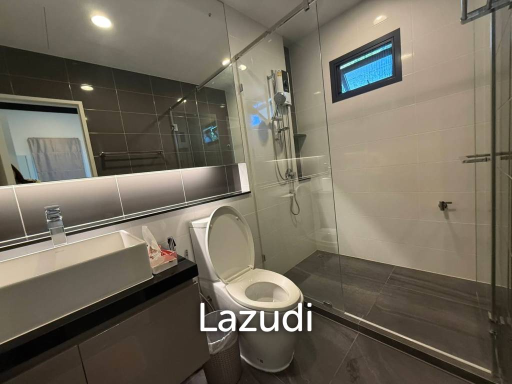 รูป 250 sqm modern detached house in Setthasiri Krungthep Kreetha Hua Mak Bangkok - รูปที่ 14/15
