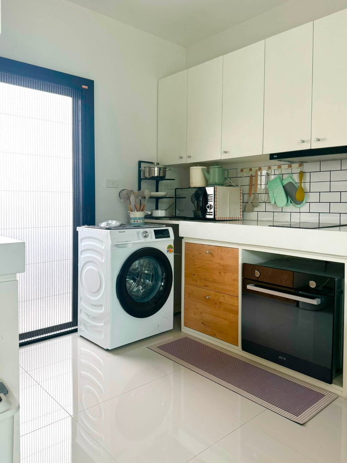 รูป ให้เช่า Mobius Condoทาวน์โฮม 2 ชั้น เฟอร์นิเจอร์และเครื่องใช้ไฟฟ้าครบ พื้นที่กว้าง อยู่สบาย ทำเลดี ใกล้ รพ.ลานนา และนิมมาน พร้อมเข้าอยู่RH-43 - รูปที่ 4/26