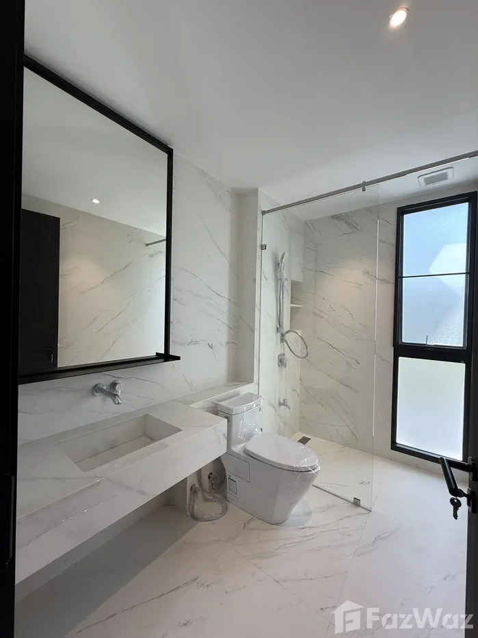 รูป บ้านเดี่ยวให้เช่า 5 ห้องนอน ในโครงการ วีเว่ กรุงเทพกรีฑาตัดใหม่ 6609599 - รูปที่ 6/35