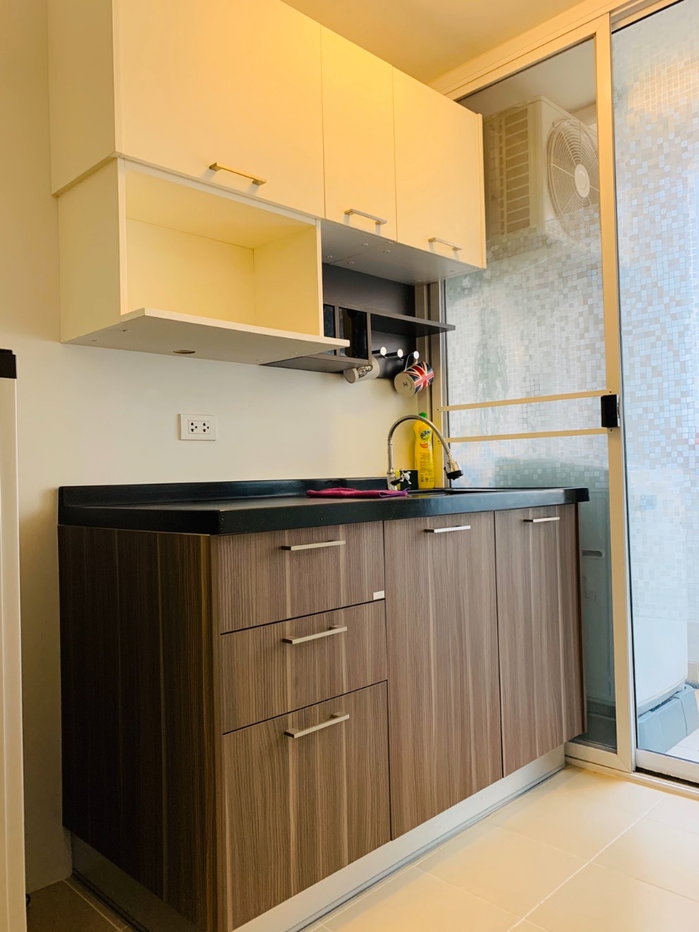 picture Plum condo Paholyothin89 for rent - 7/11