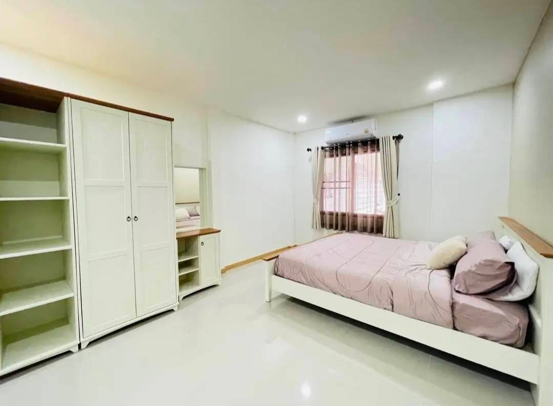 รูป ขายบ้านเดี่ยว 45 ตร.ว. หมู่บ้านสวนนนทรี เดินไปโลตัสรวมโชคได้ เฟอร์ครบ+ชาร์จ EV พร้อมอยู่ H541 โทร.0956195364 - รูปที่ 8/15