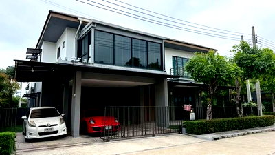 เช่าบ้านเดี่ยว กรุงเทพมหานคร : MHR218 ปล่อยเช่าบ้านเดี่ยวหรู 4 นอน 5 น้ำ (ห้องน้ำในตัวทุกห้อง) จอดรถ 4 คัน ตกแต่งครบพร้อมเข้าอยู่ เหมาะสำหรับผู้บริหารและชาวต่างชาติ