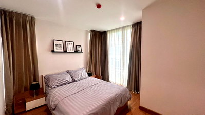 Condos for rent 700 Year Sports Arena Chiang Mai : The Nimmana Condo for rent, 2 bedrooms 25,000 baht/month, Tel  +6682-389-9314 (bubu)