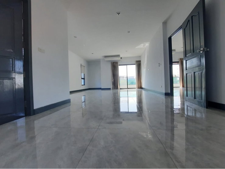 picture 🏢 Home Office near MRT Sutthisan - 3/12