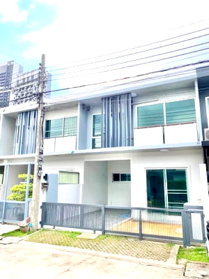 ทาวน์โฮมให้เช่า : ให้เช่าบ้านเดอะ แพลนท์ ซิตี้ ลาดพร้าว 71 (The Plant Citi) ซอยนาคนิวาส 48
