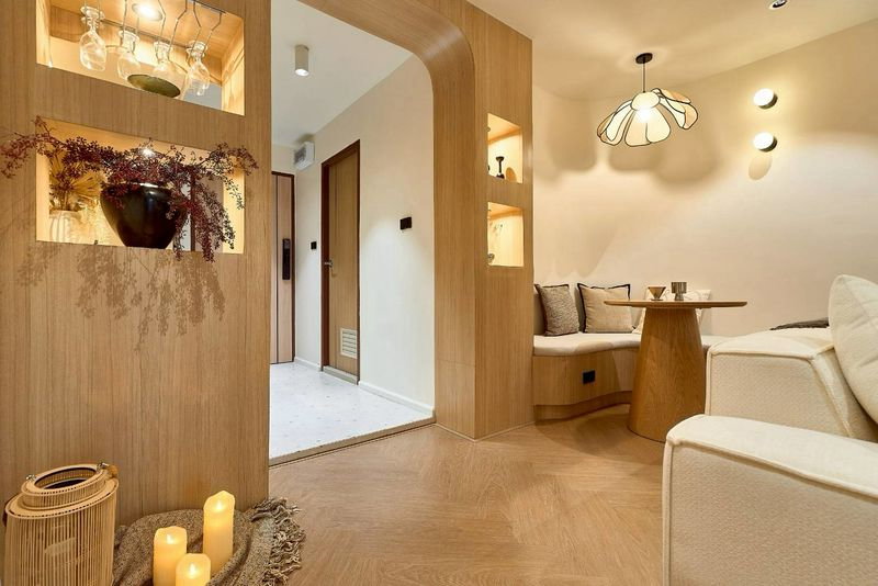 picture Penthouse Condo for Sale in a Prime Chiang Mai Location - 2/19