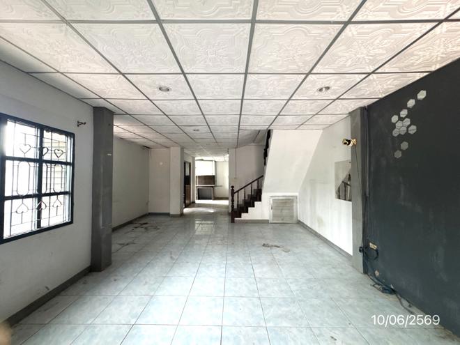 picture TOWN HOUSE 27 Sq.w. Thanyaburi Pathumthani for 1.9M - 2/24