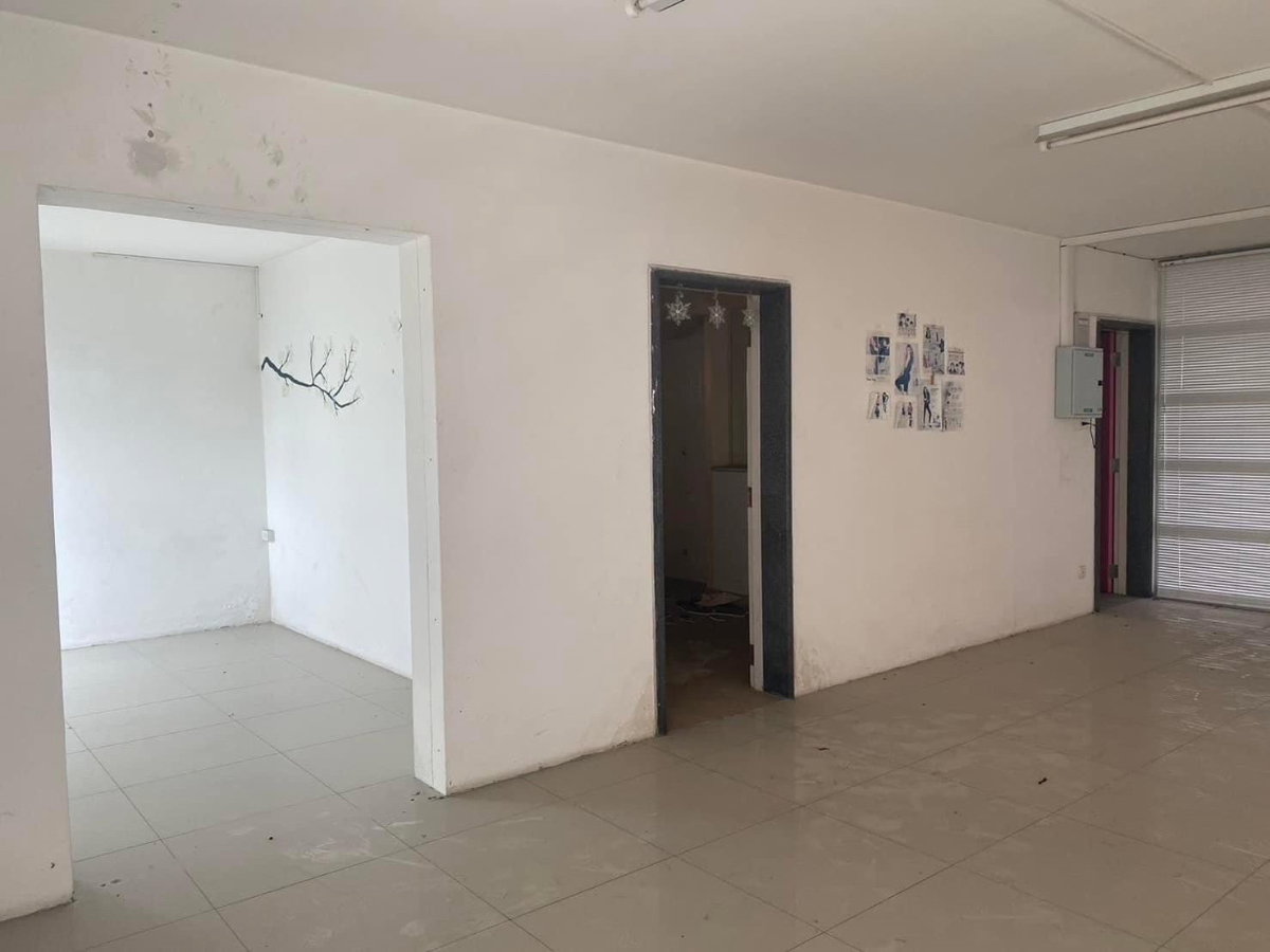 picture SELL Reviera up condominium (Ready to move in and transfer) - 3/14
