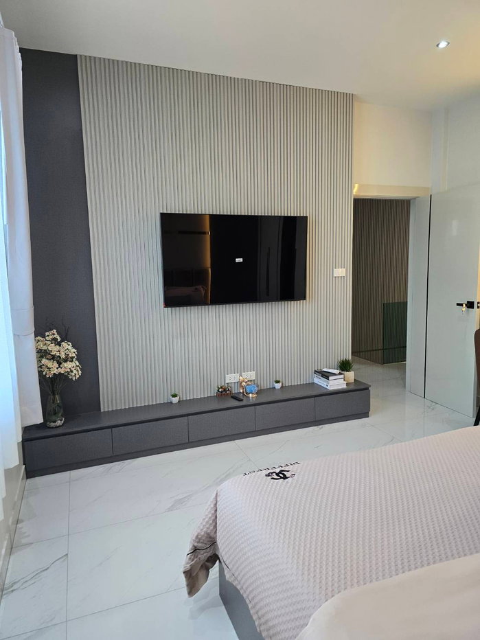รูป ขายบ้านพร้อมสระว่ายน้ำ 2 ชั้น 3 ห้องนอน สไตล์โมเดิร์น พัทยา พร้อมเข้าอยู่ ใกล้โรงเรียนนานาชาติ Regents - รูปที่ 8/33