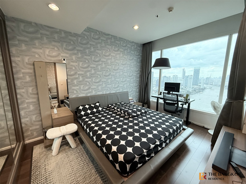 Menam Residences Book quickly before the room is gone!!