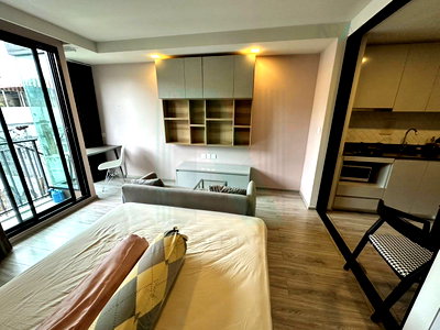 Condos for rent : 🚩 For Rent Condo MAESTRO 14 SIAM - RATCHATHEWI Building 1, Floor 4,Studio, Room size 30 sqm