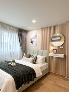 R309 🏡✨ Beautiful condo for sale at Lumpini Ville Cultural Center, near MRT Huai Khwang, only 1.99 million baht!