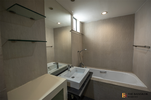 President Park Sukhumvit 24 Fully Equipped Facilities