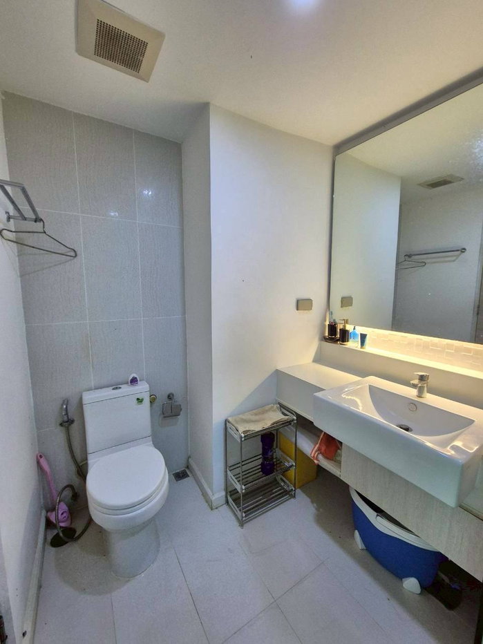 picture Living in this condo, it's only a 5-minute walk to Jomtien Beach! 😳 - 11/13