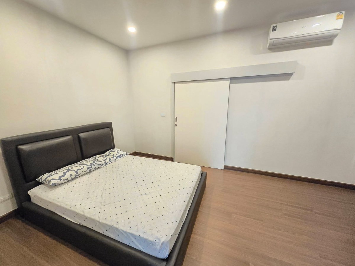 รูป LTHC15998 - Luxury Corner House for Sale Rama 9 | The City Rama 9 | 28.9 MB | บ้านหรูแปลงมุม เดอะ ซิตี้ พระราม 9 - รูปที่ 10/11