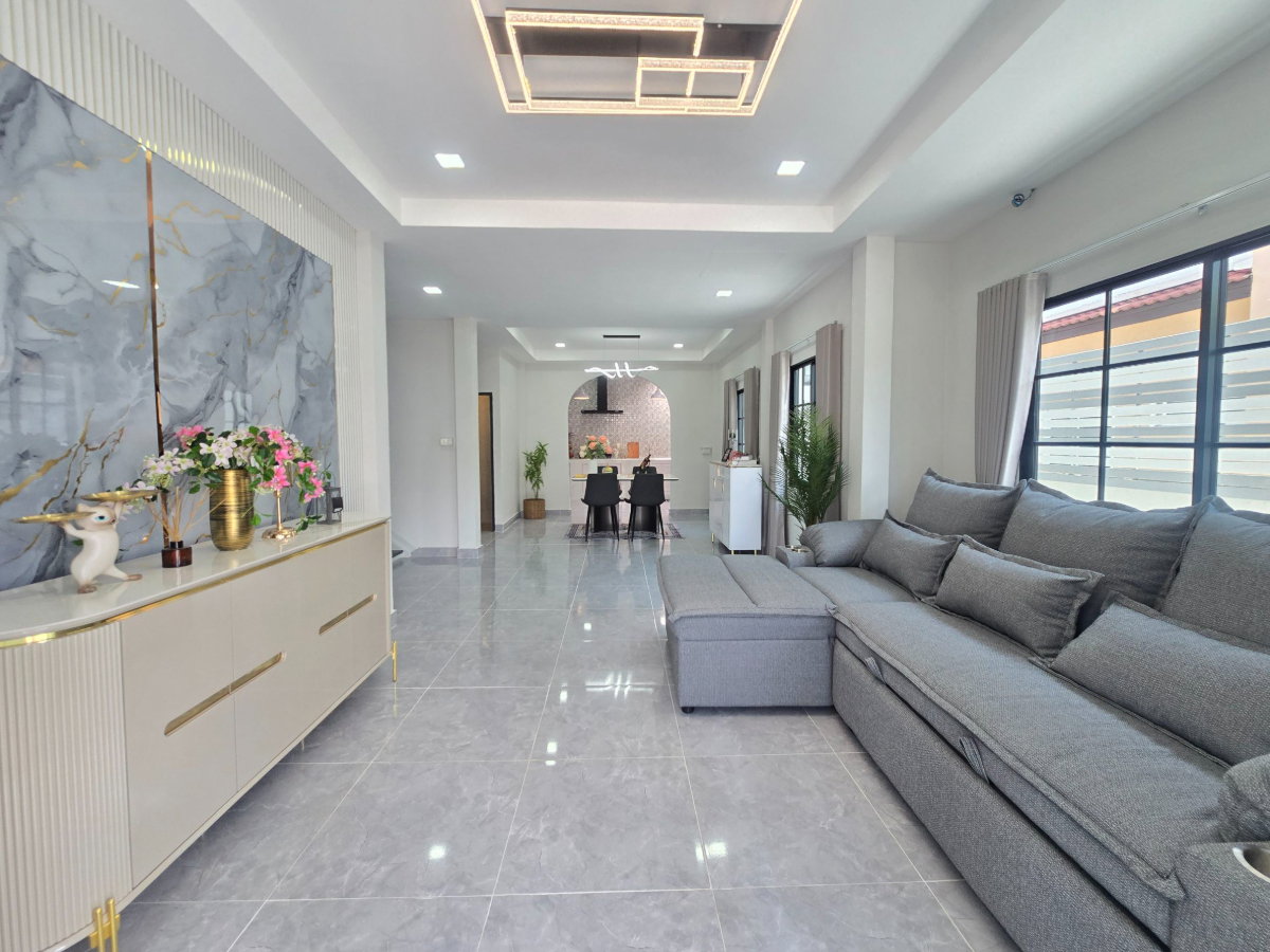 รูป  KC Garden Home 9 (เคซี.การ์เด้นโฮม 9) ถนนนิมิตใหม่40 บ้านเดี่ยวหลังใหญ่ กว้างมาก ทำเลดี รีโนเวทใหม่ เฟอร์นิเจอร์สวย พร้อมอยู่ ราคาถูก - รูปที่ 13/39