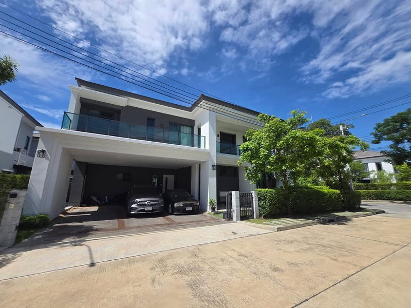 Houses for sale : LTHC15998 - Luxury Corner House for Sale Rama 9 | The City Rama 9 | 28.9 MB 
