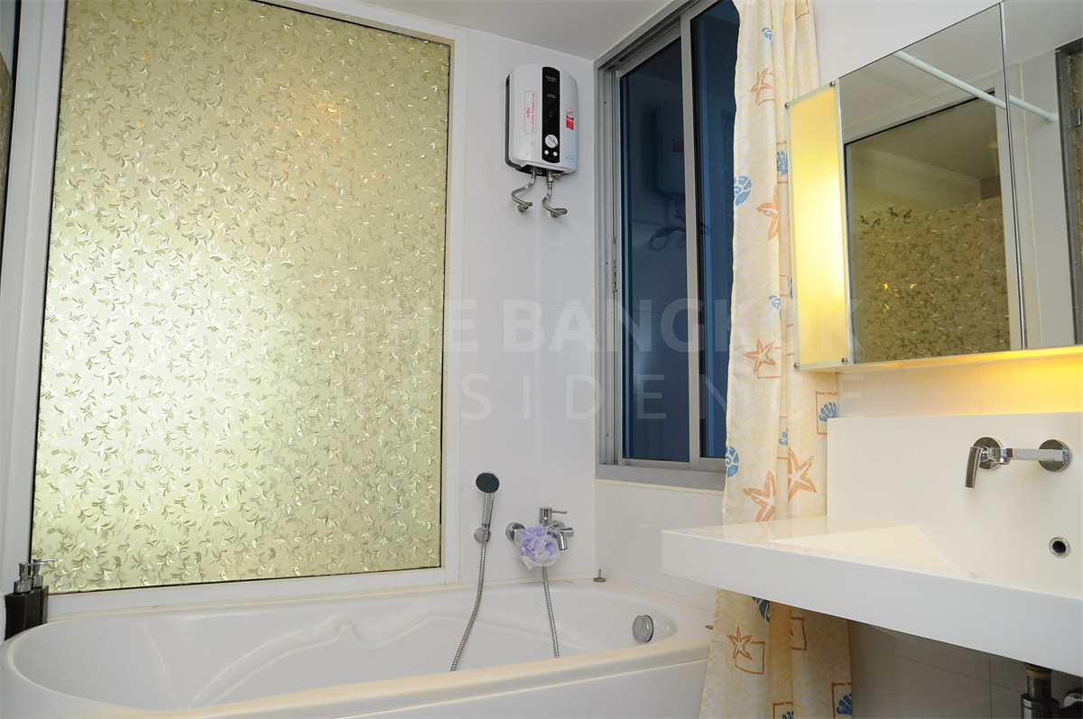 picture Comfortable and Ready to Move-in RHYTHM Ratchada near MRT Ratchadaphisek Station - 8/10