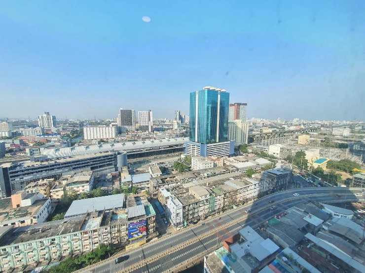 รูป ให้เช่า คอนโด เดอะทรี สุขุมวิท 71 เอกมัย 26 ตรม ชั้นสูง ใกล้ Airport link รามคำแหง ถูกที่สุด - รูปที่ 10/11