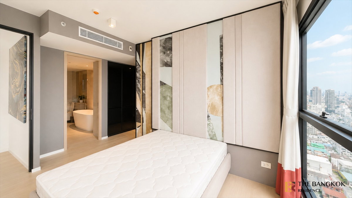 picture 💟2-Storey Duplex with High Ceilings and City Views - The Lofts Silom🚆Near BTS Surasak - 8/15