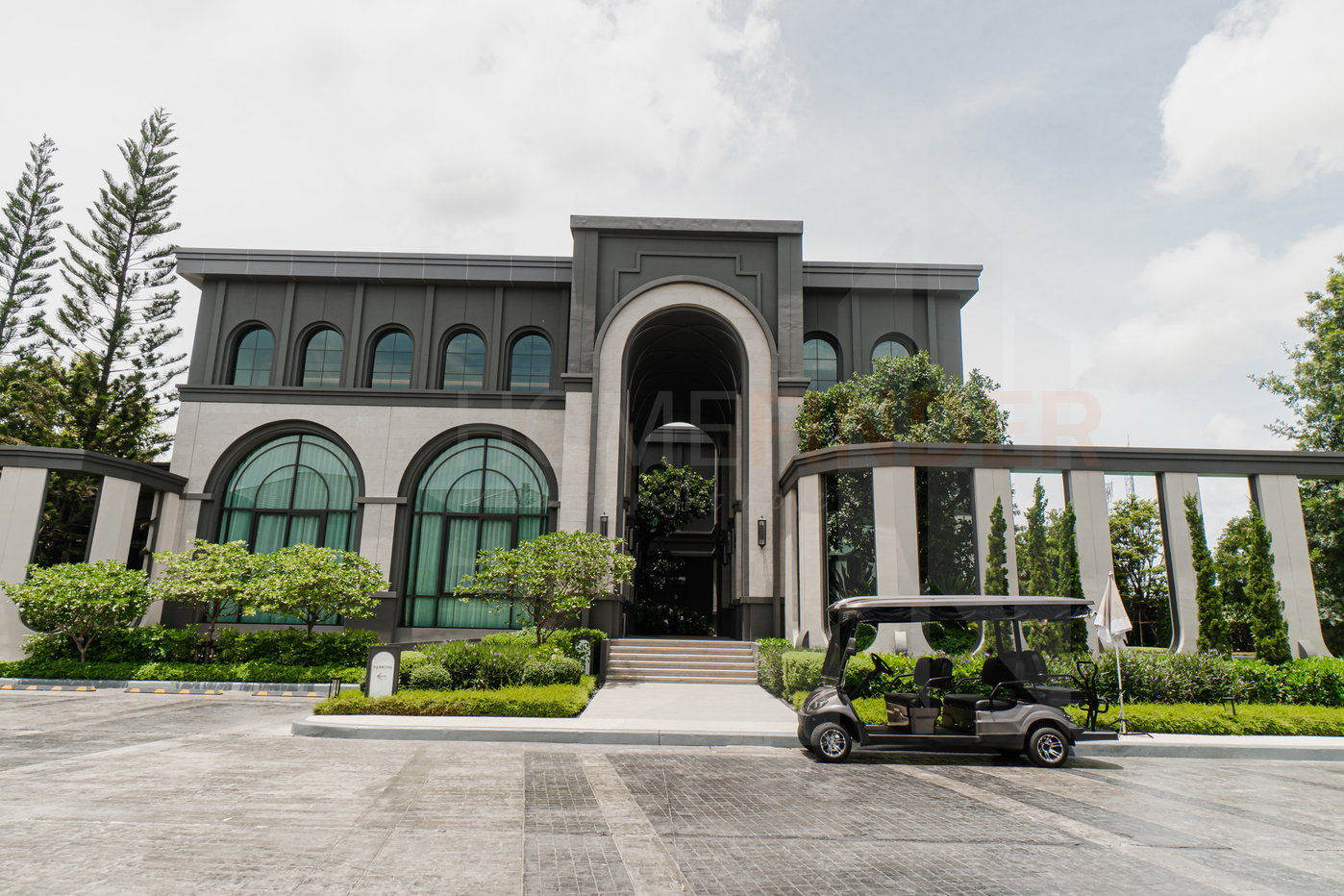 รูป Grand Bangkok Boulevard Bangna KM.15 4 bedrooms, for sale - รูปที่ 27/28