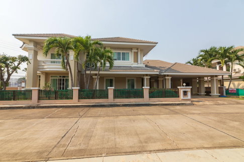 🏡✨ ให้เช่าบ้านเดี่ยว 2 ชั้น 5 ห้องนอน ในโครงการ พร้อมคลับเฮ้าส์และสระว่ายน้ำ   ใกล้เซ็นทรัล เฟสติวัล เชียงใหม่   #A4-H0596
