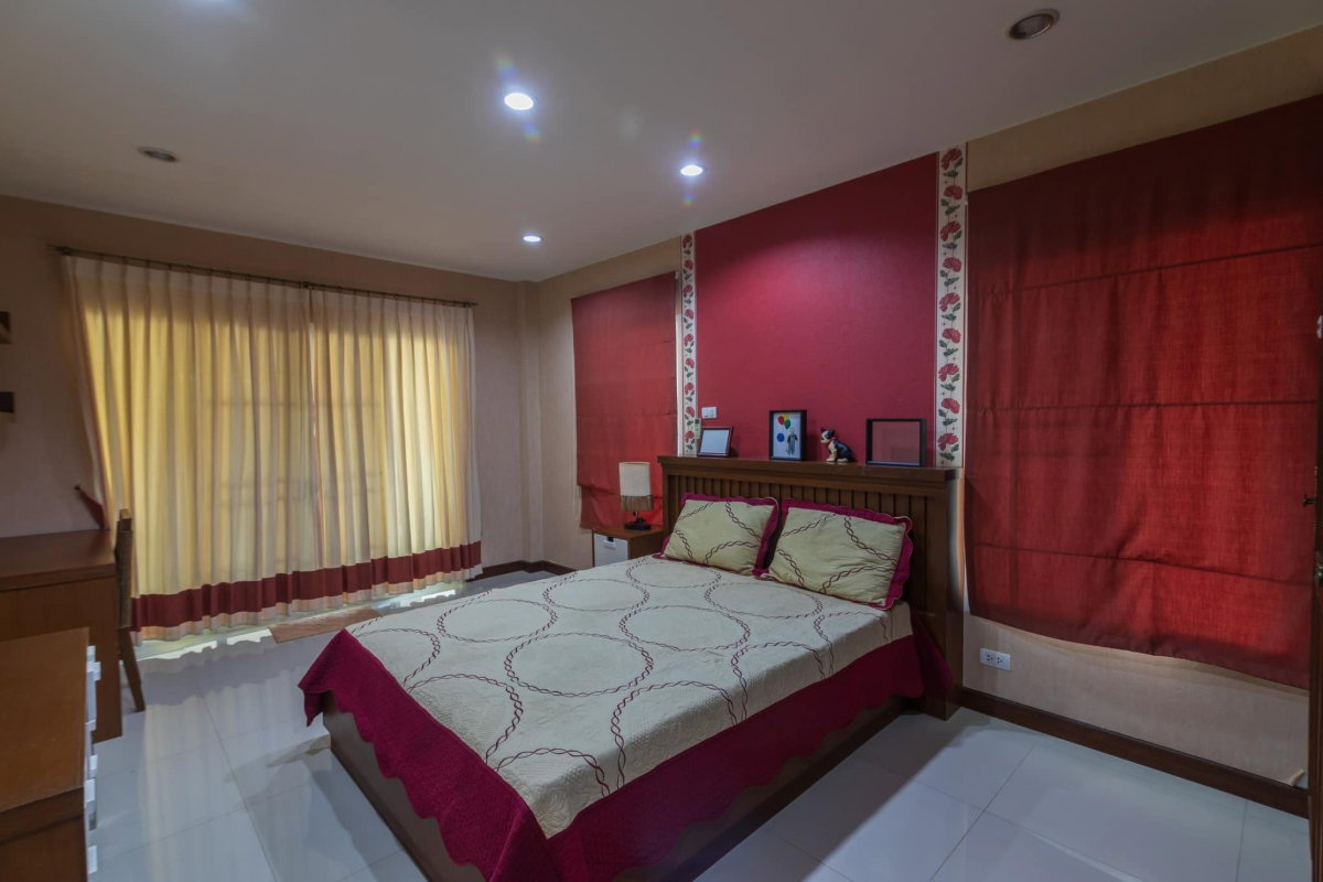 รูป 🏡✨ ให้เช่าบ้านเดี่ยว 2 ชั้น 5 ห้องนอน ในโครงการ พร้อมคลับเฮ้าส์และสระว่ายน้ำ ใกล้เซ็นทรัล เฟสติวัล เชียงใหม่ #A4-H0596 - รูปที่ 15/19