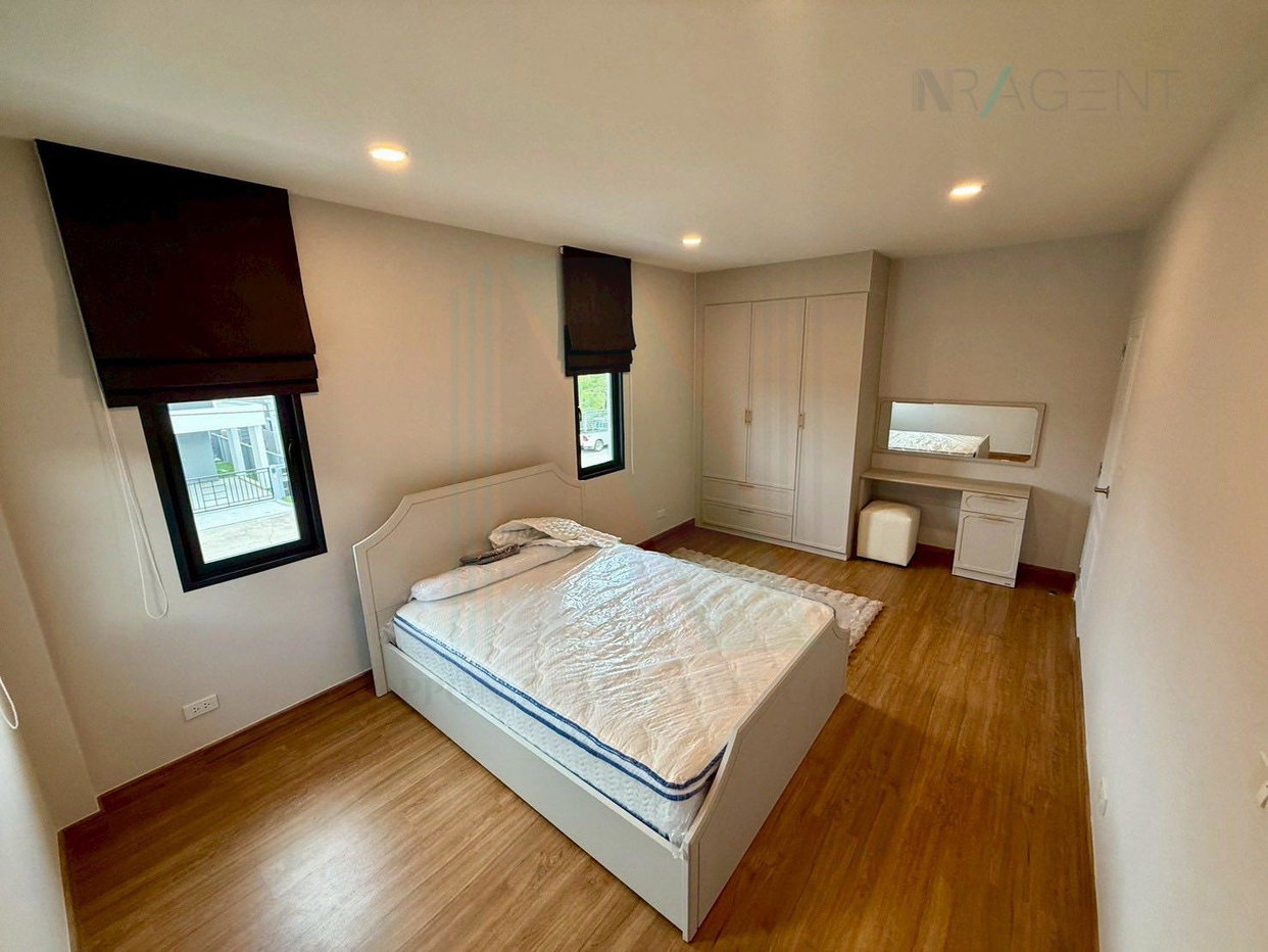 รูป ให้เช่าบ้านเดี่ยว 2 ชั้น เซนโทร วิภาวดี 4 ห้องนอน 5 ห้องน้ำ - รูปที่ 7/8